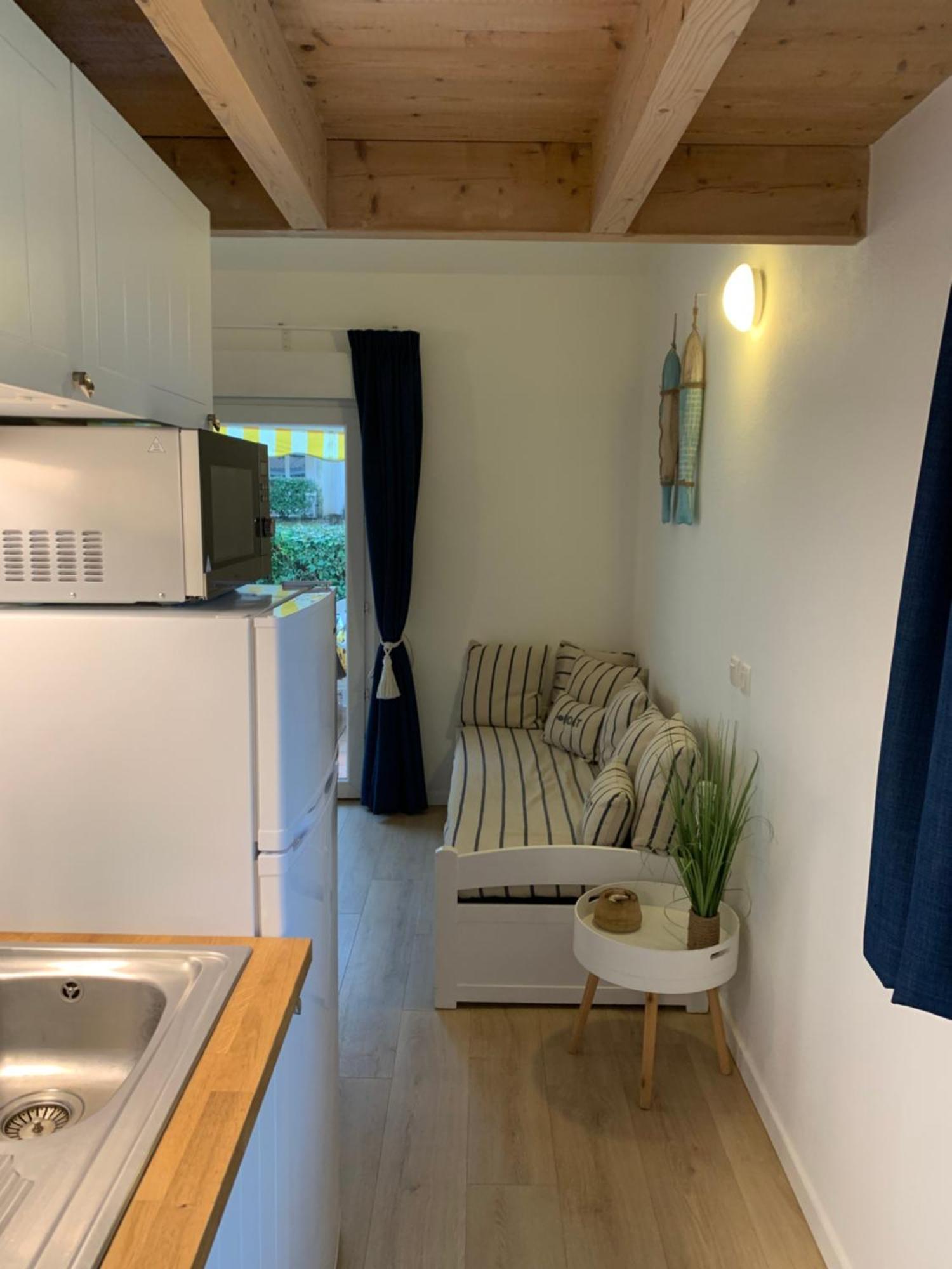 Maisonnette La Coti H5 Avec Piscine Interieure Chauffee, A 400 M De La Plage Et Menage De Fin Sejour Compris Saint-Georges-d'Oleron Exteriör bild